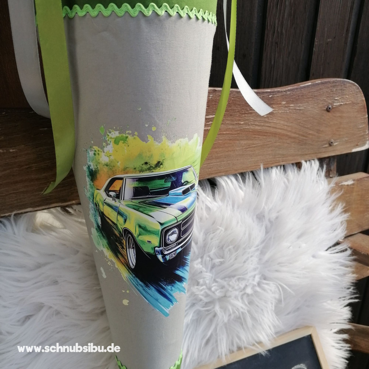 Bügelbild Rennauto grün